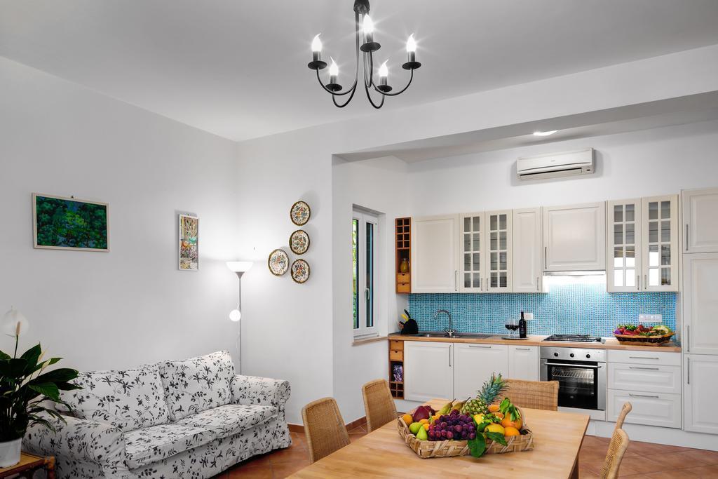 Apartmán Casa Miomar Massa Lubrense Pokoj fotografie
